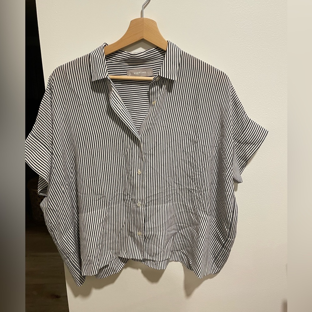 Everlane Clean Silk Short-Sleeve Square Shirt